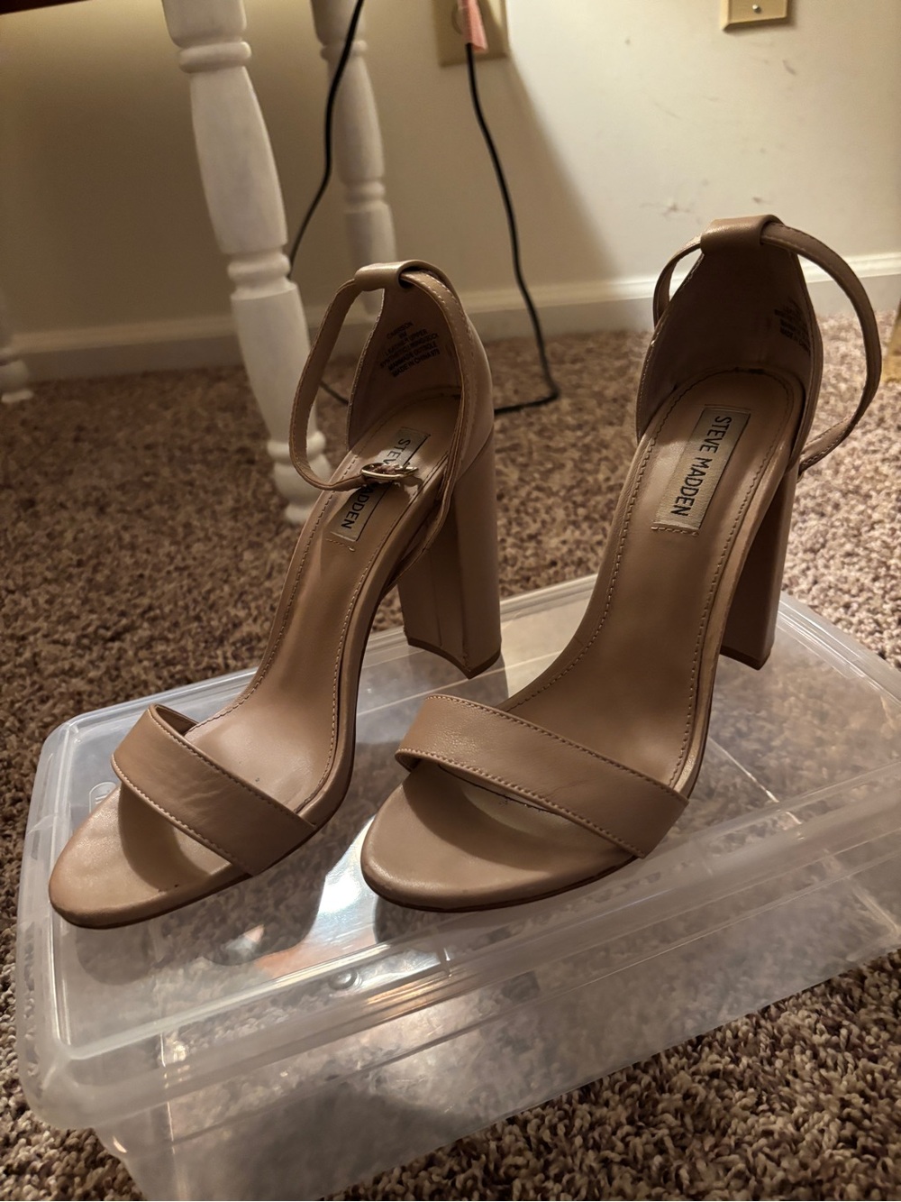 Steve Madden Tan Ankle Strap Block Heel Sandals
